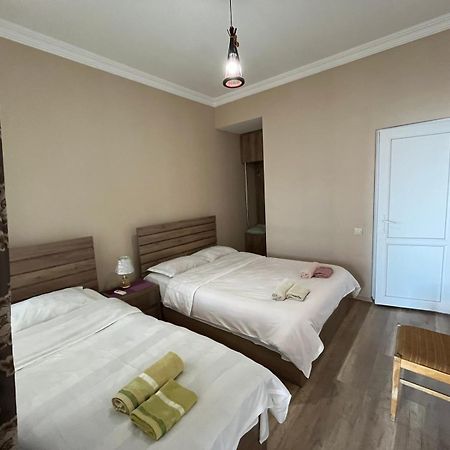 Guest House Aisi Signagi Buitenkant foto