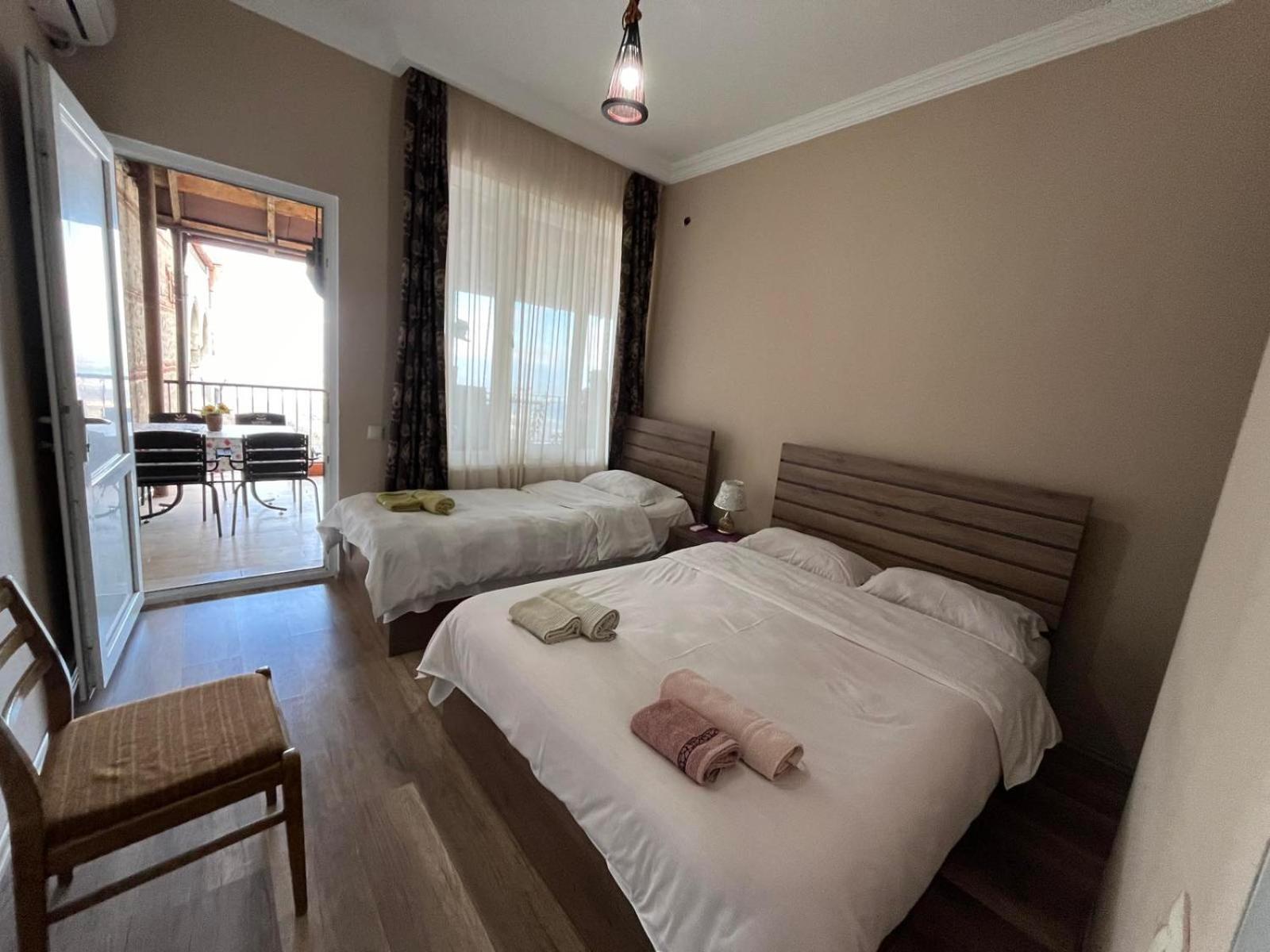 Guest House Aisi Signagi Buitenkant foto