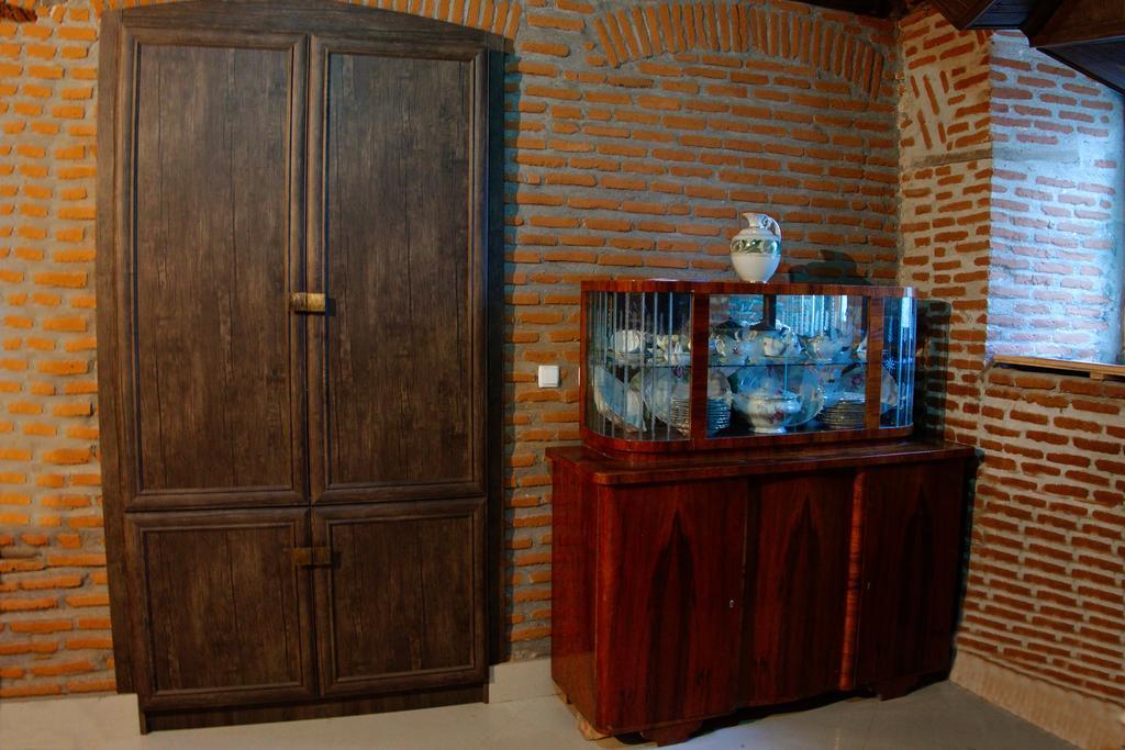 Guest House Aisi Signagi Buitenkant foto